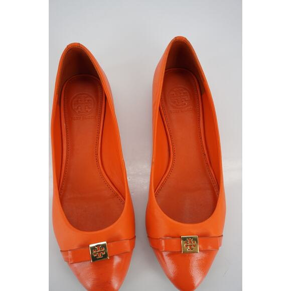 Tory Burch Hugo Pointy Toe Ballet Flats SZ 5.5 New Tiger Lily Leather Gold Logo - Picture 10 of 11